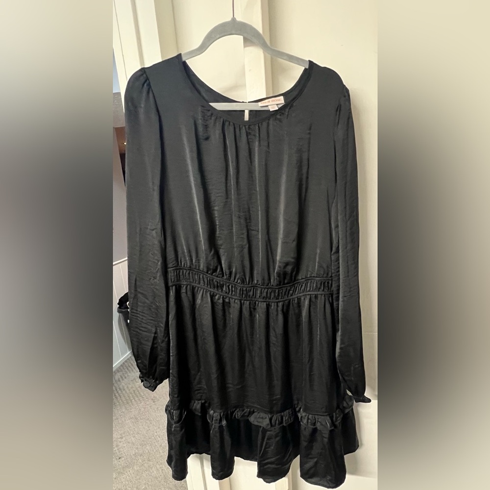 Women’s Knox Rose Long sleeve satin dress - size XXL, NWOT